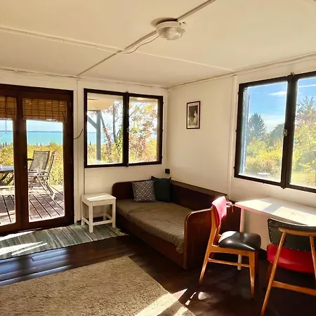 Ugra Miradore Apartment Balatonalmadi