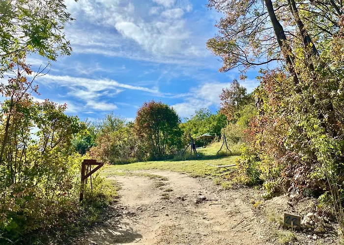 Ugra Miradore Apartament *